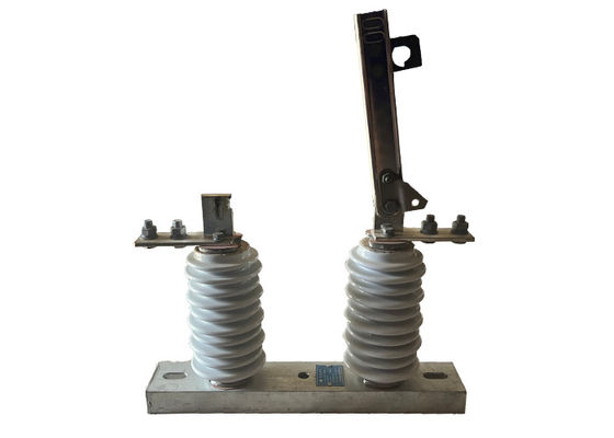 Dễ dàng lắp đặt High Voltage Electrical Isolator Single Phase hoạt động trong hệ thống phân phối điện ngoài trời