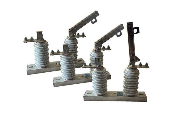 Loadbuster HV Isolator Switch Single Phase Vertical Break Switch Với cài đặt dễ dàng Với bộ ngắt mạch chân không
