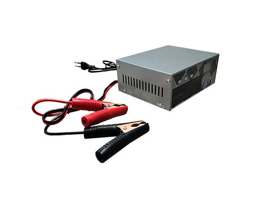 Bộ sạc pin động cơ thông minh 260W Máy điều chỉnh AGM Jump Starter Bộ sạc pin ô tô di động với màu bạc
